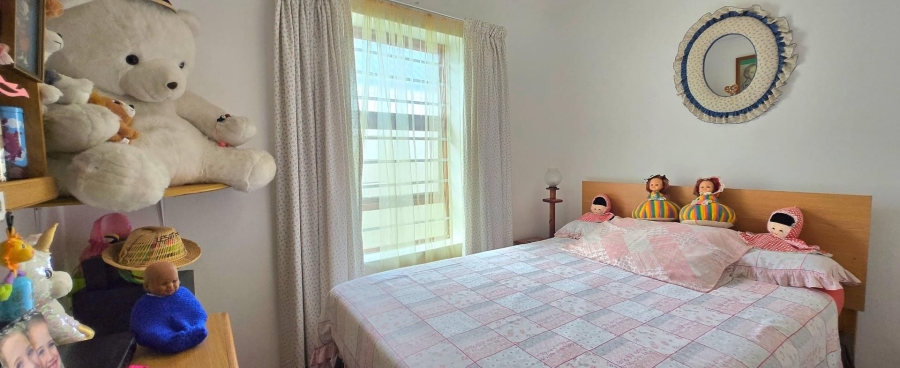 3 Bedroom Property for Sale in Franskraal Western Cape